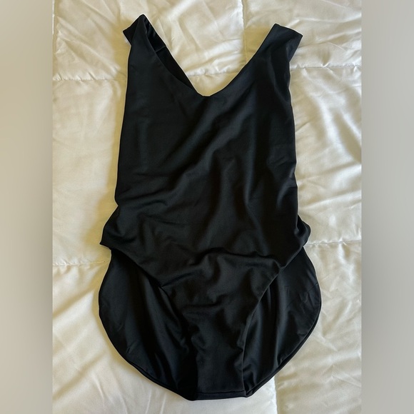 NEW LONDRE The Crossback One Piece - Matte Black Sz XL - Picture 1 of 9